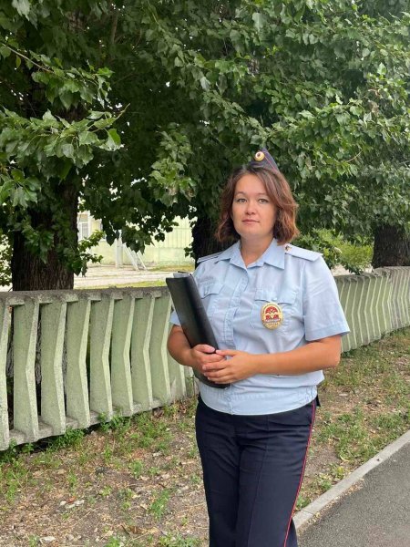Екатеринбурженка поблагодарила каслинских полицейских за помощь в спасении ее супруга на озере Большие Аллаки